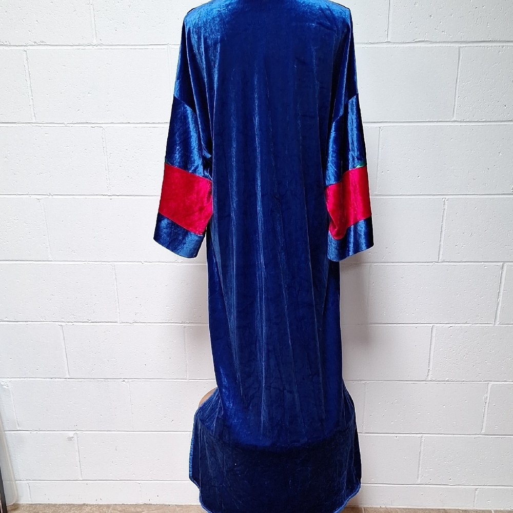 Vanity Fair Blue Button Front Robe - Picture 4 of 8